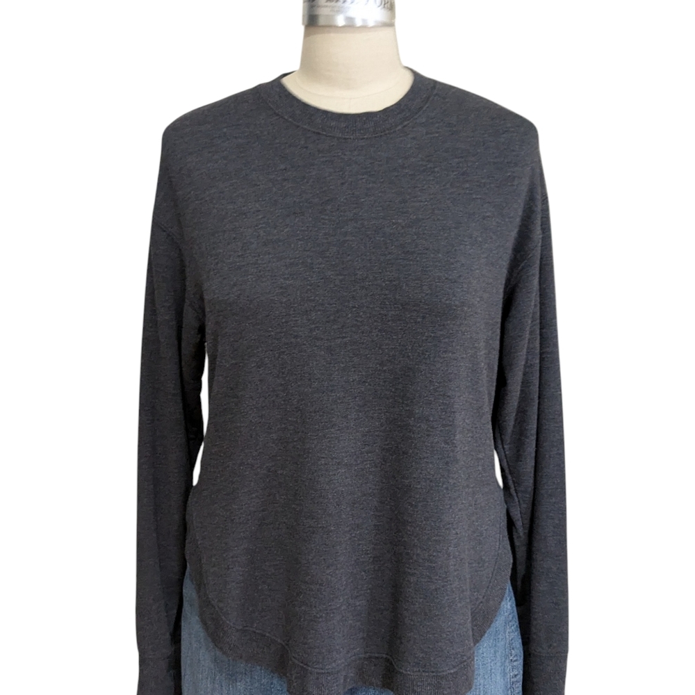 JoyLab Grey Sweater Size Medium